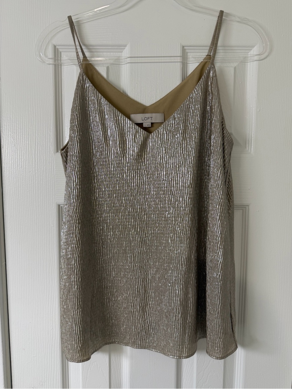 LOFT Metallic Textured Cami Champagne Color Size Small N-Neck Going Out Layering